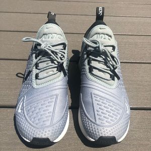 Nike air max 270 SE color mica green/ sequoia size 6
